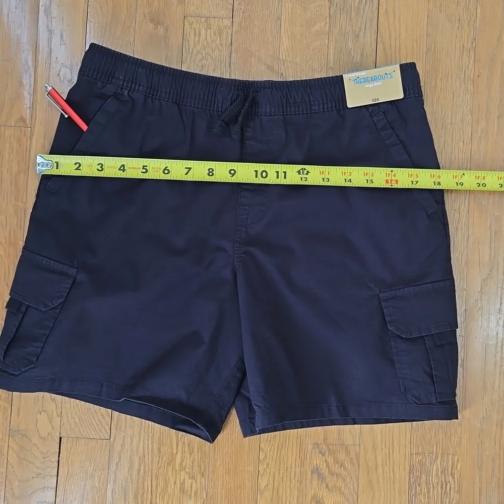 BOY'S BLACK CARGO SHORTS SIZE LARGE 14/16 HUSKY_3